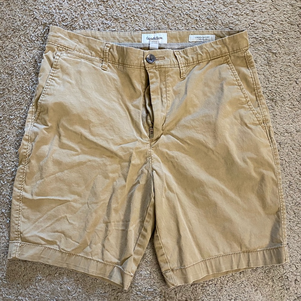 Goodfellow khaki shorts